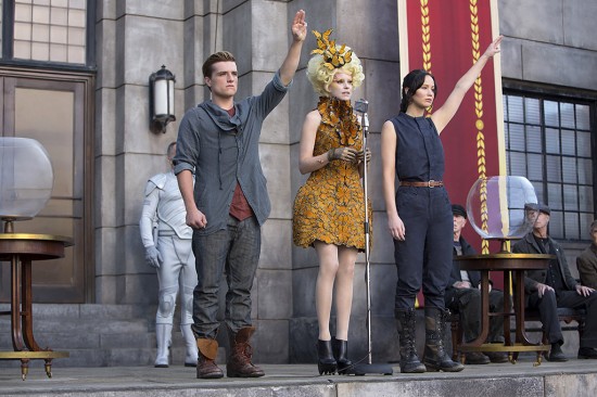 The Hunger Games Catching Fire/Los Juegos del Hambre En Llamas
