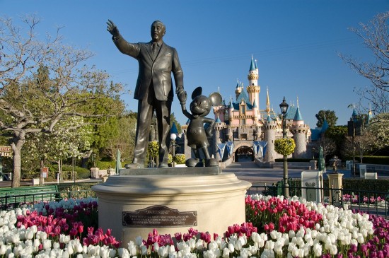 Estátua Walt Disney en Disneyland