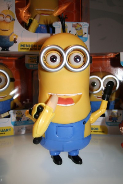 minions-action-figures-kevin