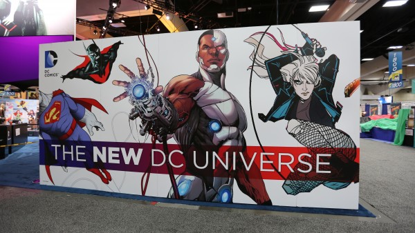 comic-con-2015-convention-floor-picture-image (43)