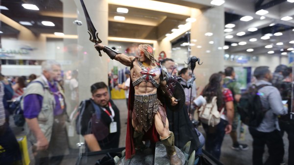 hot-toys-sideshow-collectibles-booth-picture-comic-con (35)